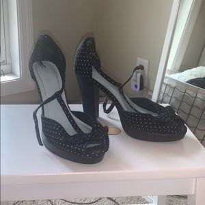 polka dot shoes with bow
